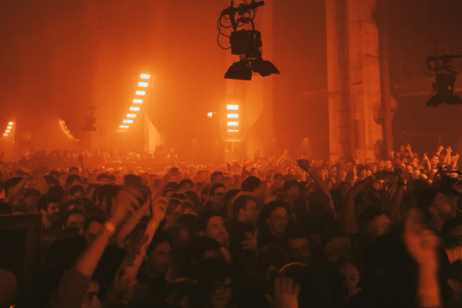 Resident Advisor celebra su 25º aniversario con una gira mundial y un libro conmemorativo