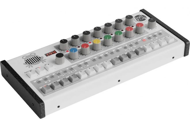 Erica Synths y Richie Hawtin lanzan Bullfrog Drums, su primera drum machine conjunta