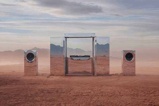 Un DJ booth diseñado para desaparecer