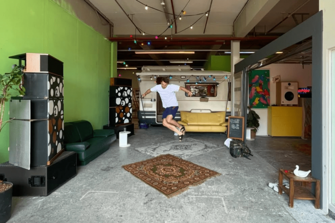 La tienda móvil de discos de Ámsterdam Tale of Bus abre nuevo espacio permanente