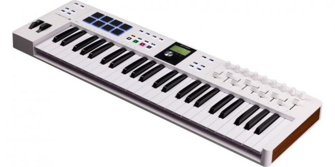 Arturia ha actualizado su popular controlador MIDI KeyLab Essential