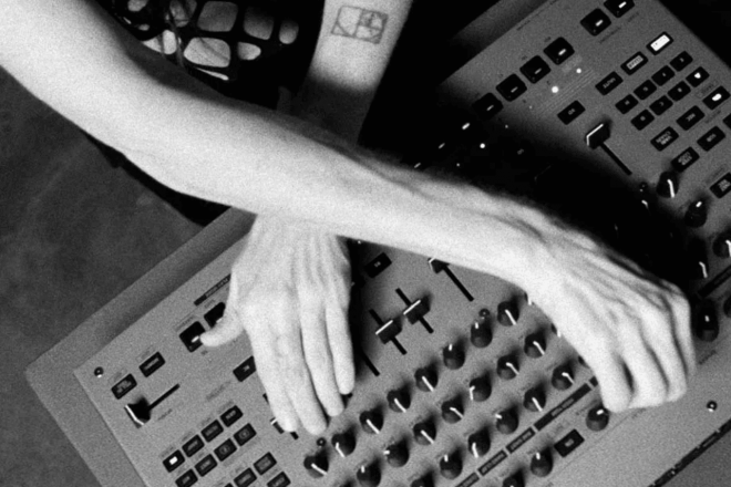 Roland TR-1000: la nueva bestia de las cajas de ritmos llega por 2.699€