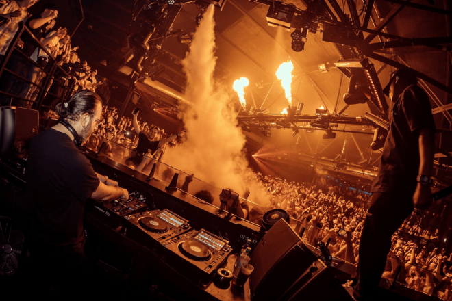 elrow llega por primera vez a Colonia con un takeover en Bootshaus