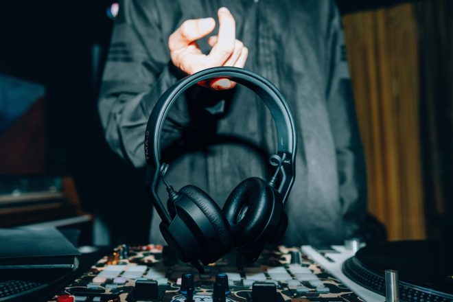 AIAIAI presenta los primeros auriculares inalámbricos para DJS