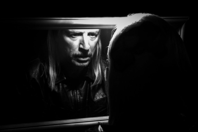 DJ Hell cancela su actuación en Milán tras el robo de su bolsa con música inédita y pertenencias personales