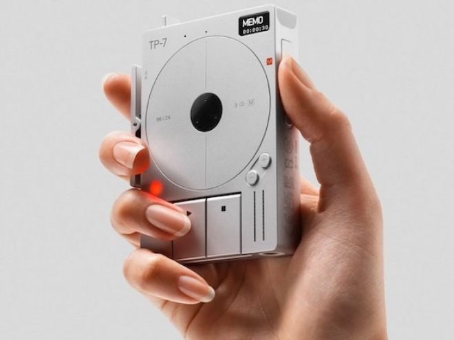 La nueva grabadora de audio compacta de Teenage Engineering cuesta 1370€
