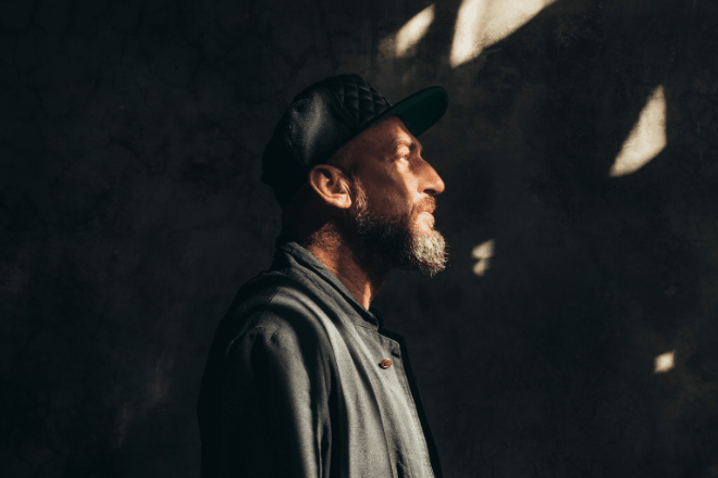 Un incendio provocado por un rayo destruye el estudio de Damian Lazarus