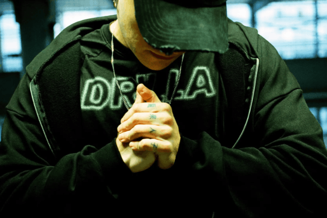 Alarico lanza Drilla, su nuevo sello de house y marca de ropa