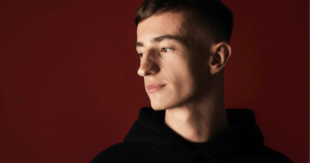 Azyr: precisión industrial, energía rave y brutalismo sonoro - News ...
